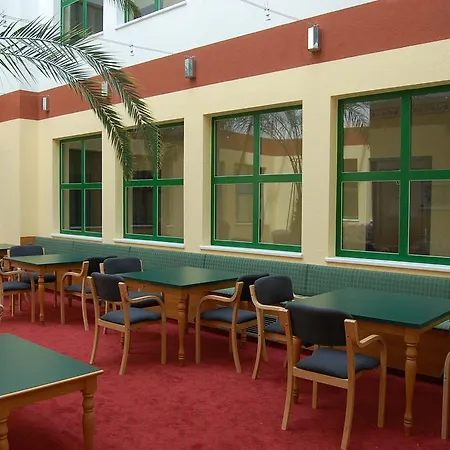 Stadthotel Wagram 3*