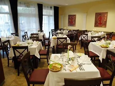 Отель Stadthotel Wagram