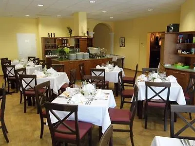 Отель Stadthotel Wagram Дойч-Ваграм